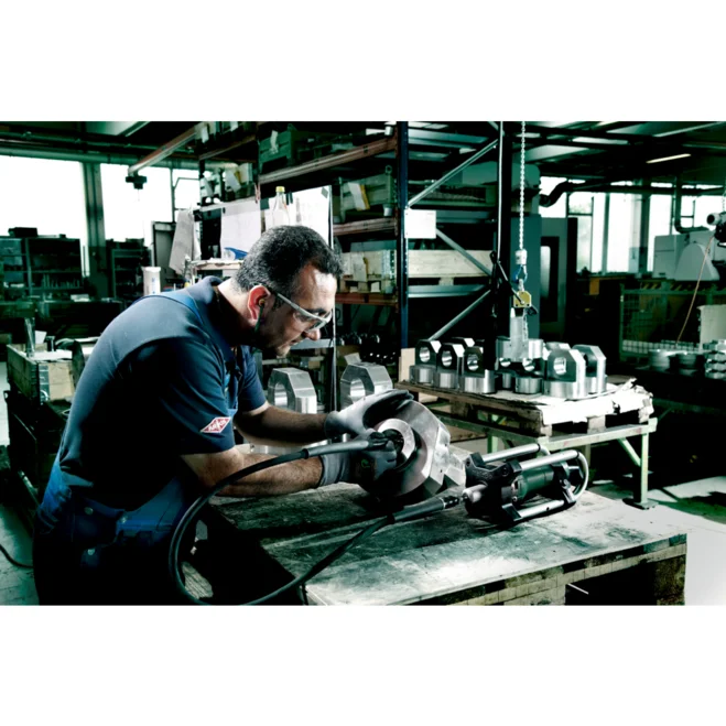 0061600A 02 website.162ffe49 Polizor drept Metabo GE 710 Plus - imagine 5